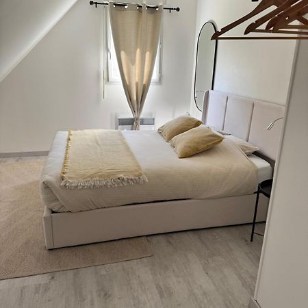 Maison De Vacances A Louer Mosles Exterior photo