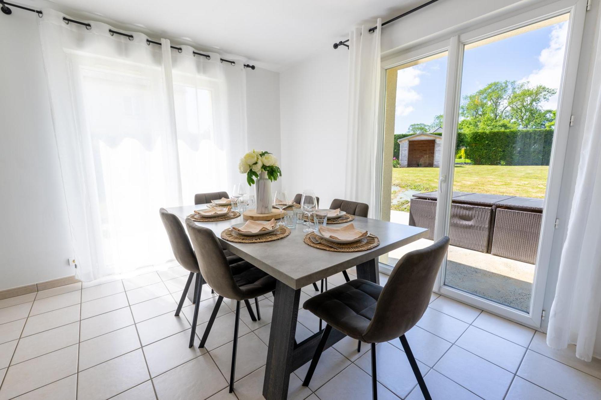Maison De Vacances A Louer Mosles Exterior photo